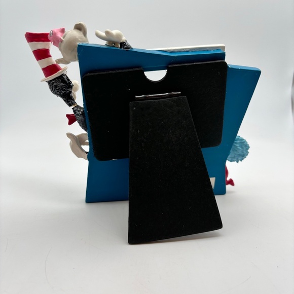 Universal Dr. Seuss Cat in the Hat Islands of Adventure Freestanding Photo Frame - Picture 6 of 16